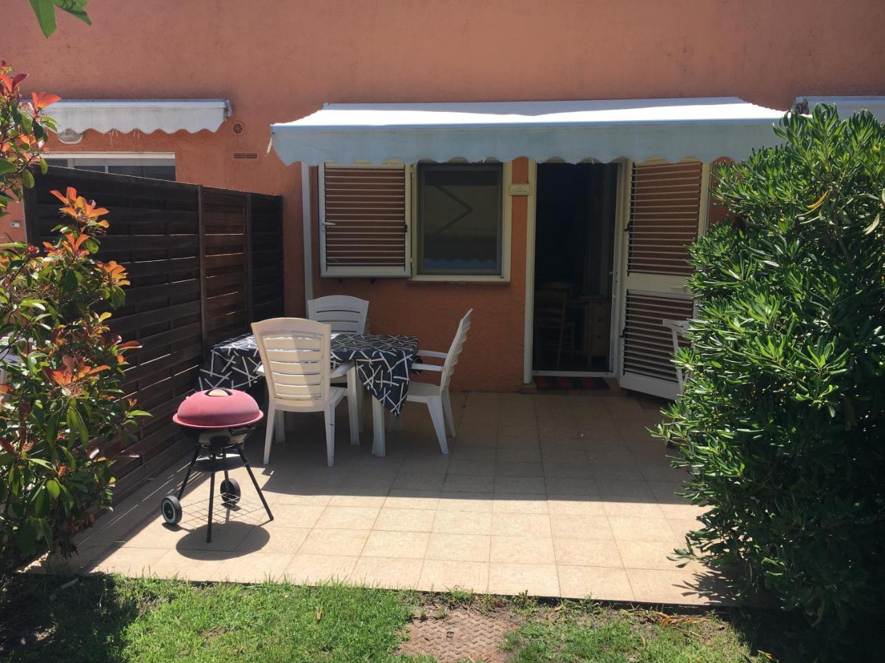 Residence Les Jardins De Sainte-Lucie "Piscine Chauffee" Exterior photo